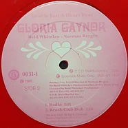 Gloria Gaynor - Love Is Just A Heart Beat