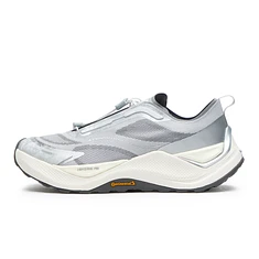 adidas - Holo Peak