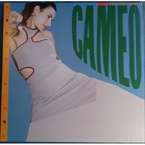 Marie Curry - Cameo