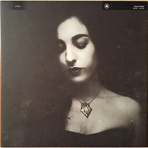 Marissa Nadler - Leave The Light On: Bedroom Recordings