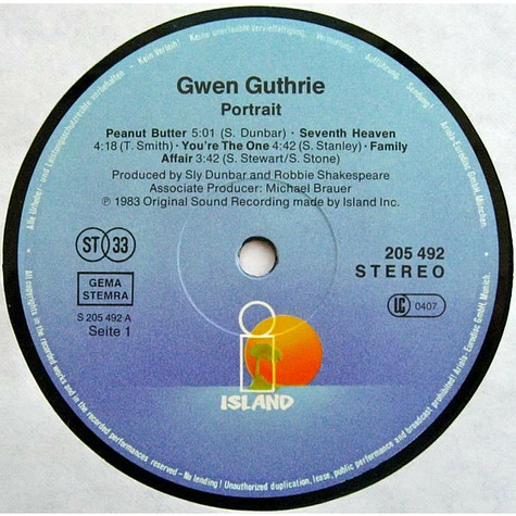 Gwen Guthrie - Portrait