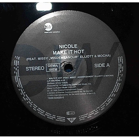 Nicole Wray Featuring Missy Elliott & Mocha - Make It Hot