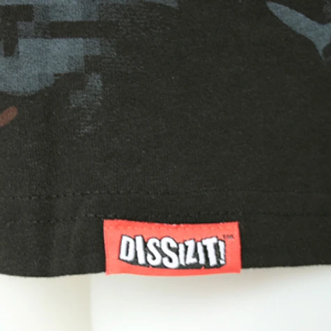 Dissizit! - Kicks chicks part 2 T-Shirt