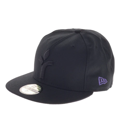 Acrylick - Kings New Era Fitted Hat