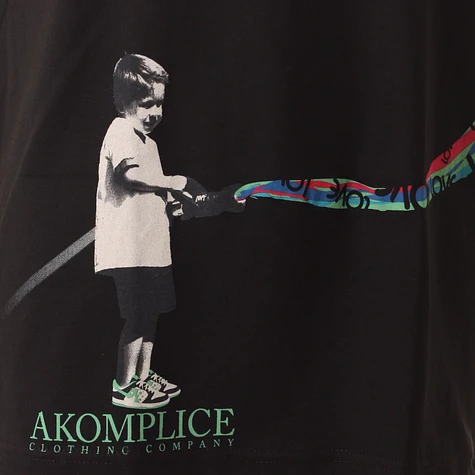 Akomplice - Love Flood T-Shirt