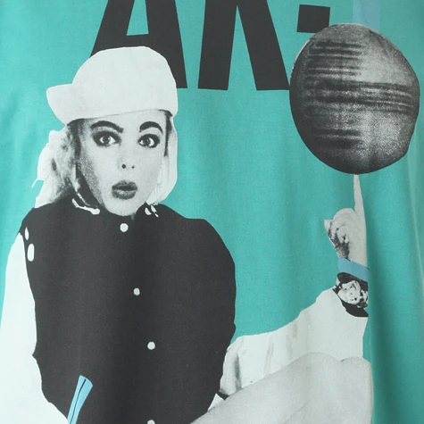 Akomplice - Ball Girl T-Shirt