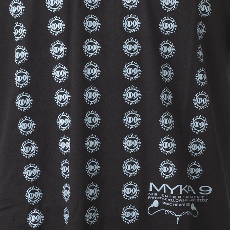 Myka 9 - Pattern T-Shirt