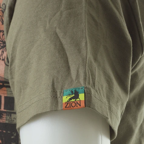 Zion Rootswear - Lion & Shield T-Shirt