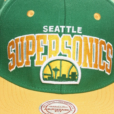 Mitchell & Ness - Seattle Supersonics NBA 2 Tone Snapback Cap