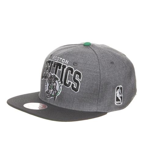 Mitchell & Ness - Boston Celtics NBA Arch W/Logo G2 Snapback Cap