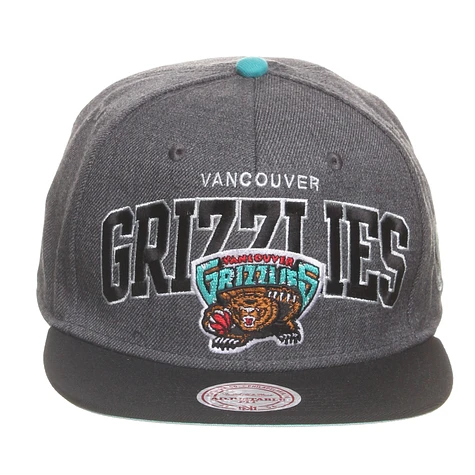 Mitchell & Ness - Vancouver Grizzlies NBA Arch W/Logo G2 Snapback Cap