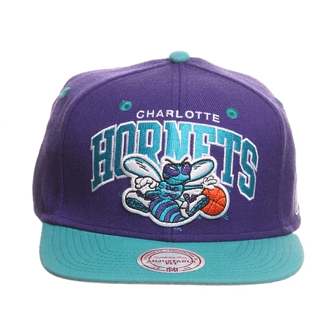 Mitchell & Ness - Charlotte Hornets NBA Arch 2 Tone Snapback Cap