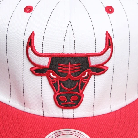 Mitchell & Ness - Chicago Bulls NBA Pinstripe 2 Tone Snapback Cap