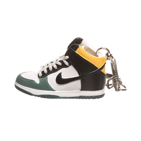 Sneaker Chain - Nike Dunk High Daniel Shimizu