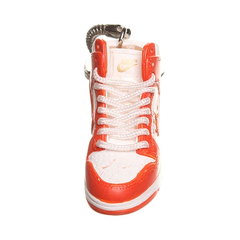 Sneaker Chain - Nike SB Dunk High Supreme