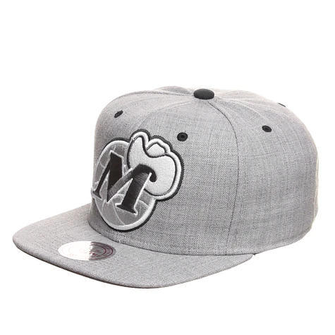 Mitchell & Ness - Dallas Mavericks NBA Dark Grey Road XL Snapback Cap