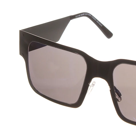 Cheap Monday - Flat And Square Sunglasses