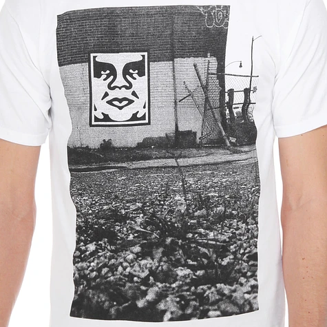 Obey - Pittsburgh Photo T-Shirt