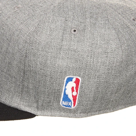 Mitchell & Ness - Brooklyn Nets NBA Team Pop Snapback Cap