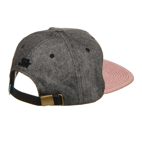 King-Apparel - Insignia Starter Strapback Cap