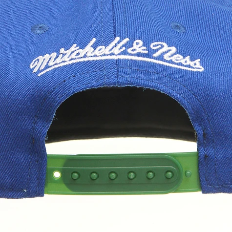 Mitchell & Ness - Minnesota Timberwolves NBA XL Logo 2 Tone Snapback Cap