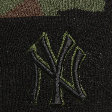 New Era - New York Yankees MLB Camo Top Beanie