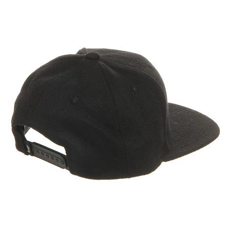 Stüssy - Stock Melton Snapback Cap