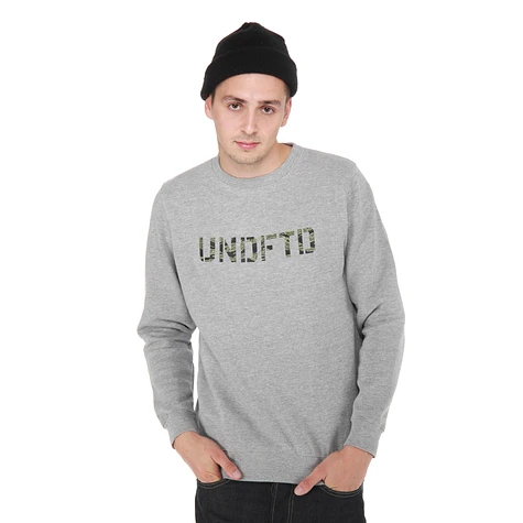 Undefeated - Camo Stencil Sweater