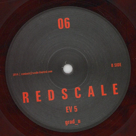 Grad_U - Redscale 06