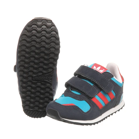 adidas - ZX 700 CF I