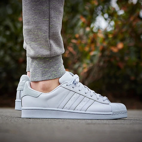 adidas - Superstar Adicolor