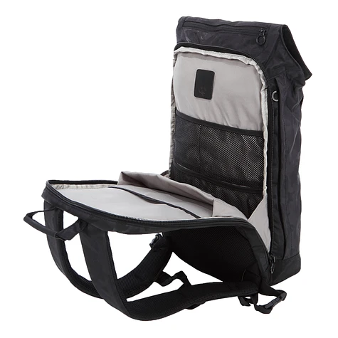 C6 - Slim Backpack 11"/15"