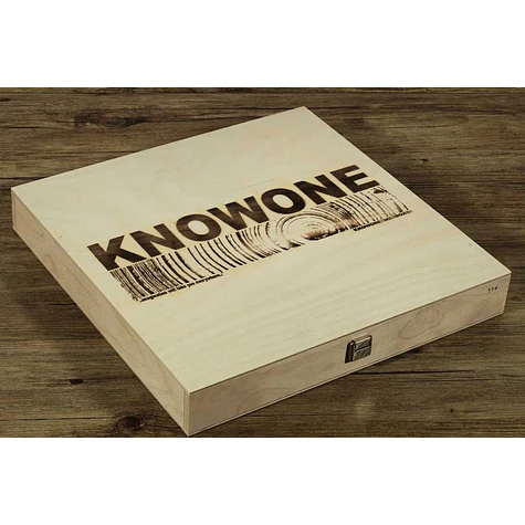 The Unknown Artist - Knowone Timber Box 001