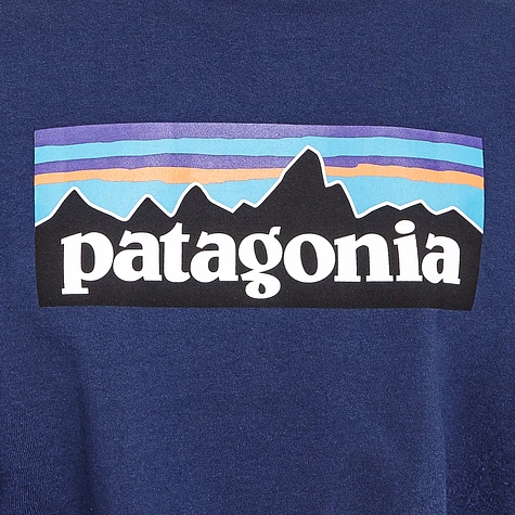 Patagonia - Long-Sleeved P-6 Logo Responsibili-Tee