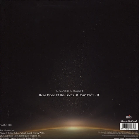 Klaus Schulze & Pete Namlook - The Dark Side Of The Moog Vol 4.: Three Pipers At The Gates Of Dawn