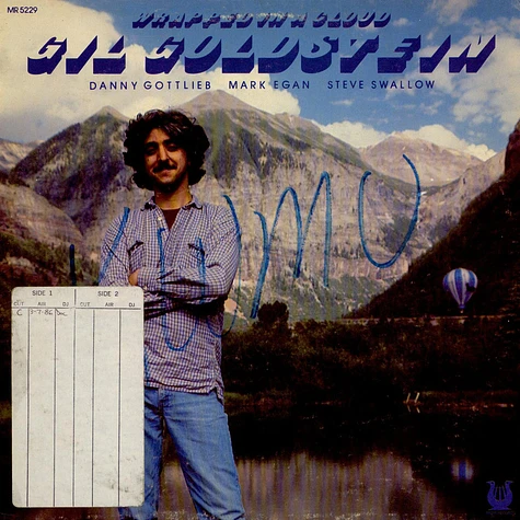 Gil Goldstein - Wrapped In A Cloud