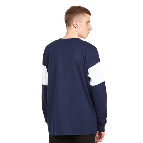 Fred Perry - Contrast Panel Sweatshirt