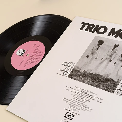 Trio Mocoto - Trio Mocoto