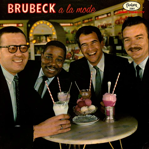 Dave Brubeck Featuring William O. Smith - Brubeck A La Mode