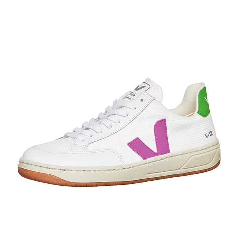 Veja - V-12 WMN