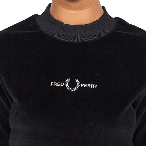 Fred Perry - Velour Embroidered T-Shirt