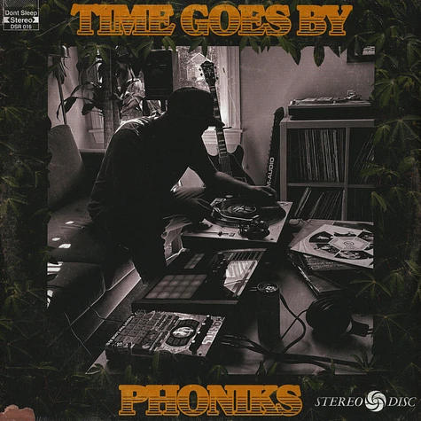 Phoniks - Time Goes By