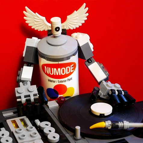 numode - Spray Can Robot Custom LEGO® Building Set