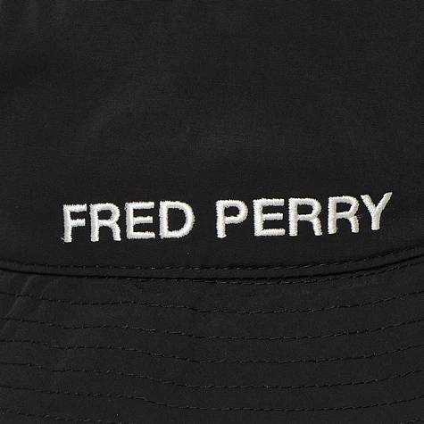 Fred Perry - Laurel Wreath Branded Bucket Hat