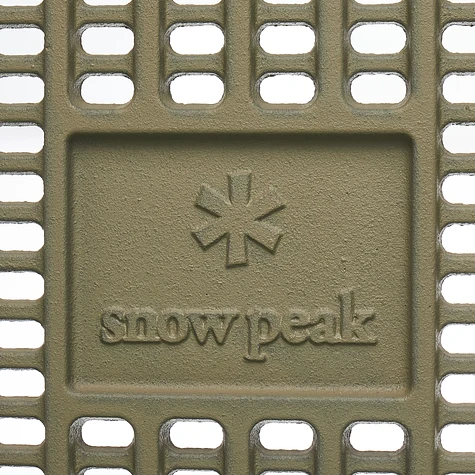 Snow Peak - Fireplace Cast Iron Coal Bedprom Medium