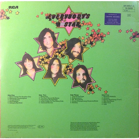 The Kinks - Everybody's In Show-Biz - Everybody's A Star