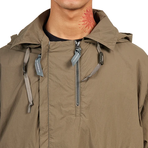 and wander - Water Repellent Light Jacket