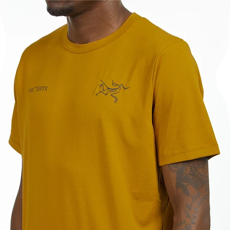 Arc'teryx - Captive Split SS T-Shirt (Yukon) | HHV