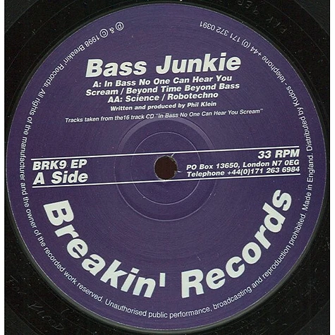 Bass Junkie - In Bass No One Can Hear You Scream