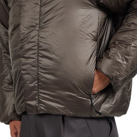 Goldwin 0 - Cloud Helicoid Parka